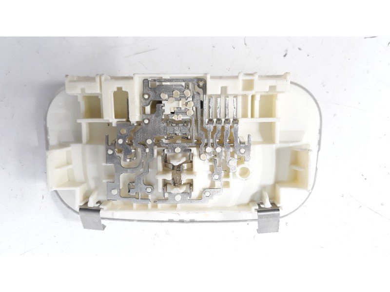 Recambio de luz interior para peugeot 207 1.4 referencia OEM IAM 9680717080  