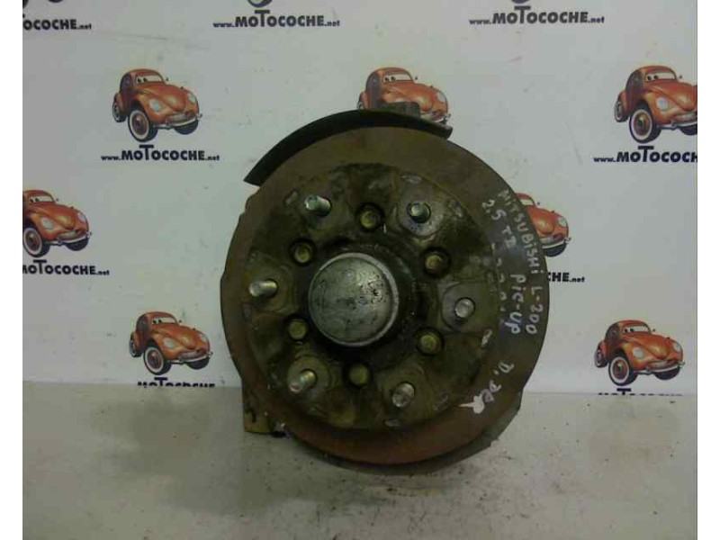 Recambio de mangueta delantera derecha para mitsubishi l 200 (k6/7) 2.5 turbodiesel referencia OEM IAM   3381