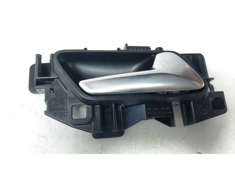 Recambio de maneta interior trasera derecha para peugeot 2008 (p1) 1.2 puretech referencia OEM IAM 98201552VV  