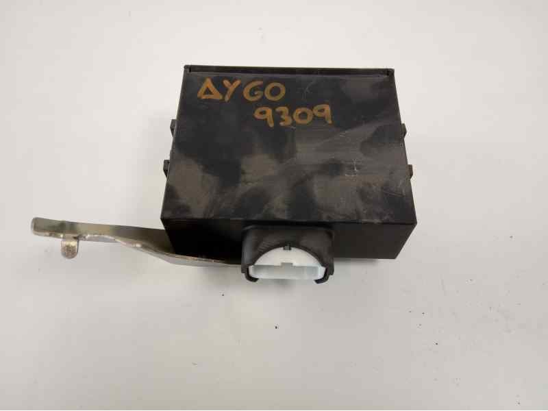 Recambio de centralita cierre para toyota aygo (kgb/wnb) básico referencia OEM IAM 897400H010  