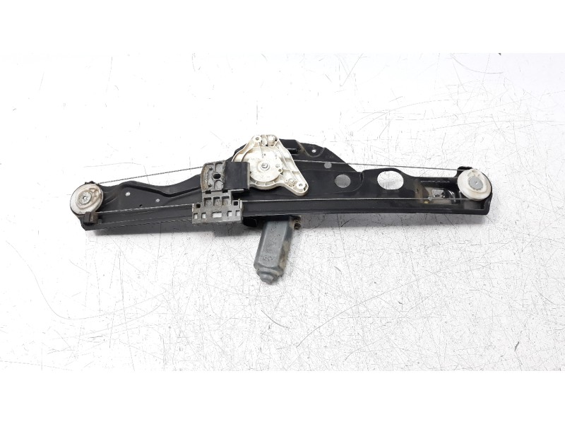 Recambio de elevalunas trasero izquierdo para mercedes-benz clase e (w211) berlina 2.6 cat referencia OEM IAM A2117300146 211730