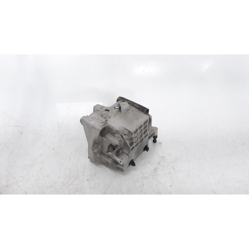 Recambio de soporte filtro gasoil para ford kuga (cbs) 2.0 tdci cat referencia OEM IAM 9804498180  