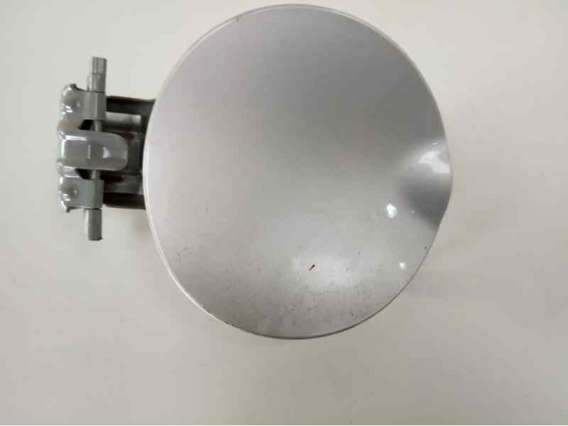 Recambio de tapa exterior combustible para toyota aygo (kgb/wnb) básico referencia OEM IAM 772010H011  