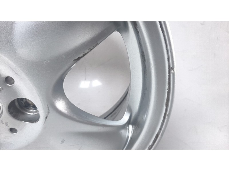 Recambio de llanta para mini clubman (r55) 1.6 16v cat referencia OEM IAM 36116768498  