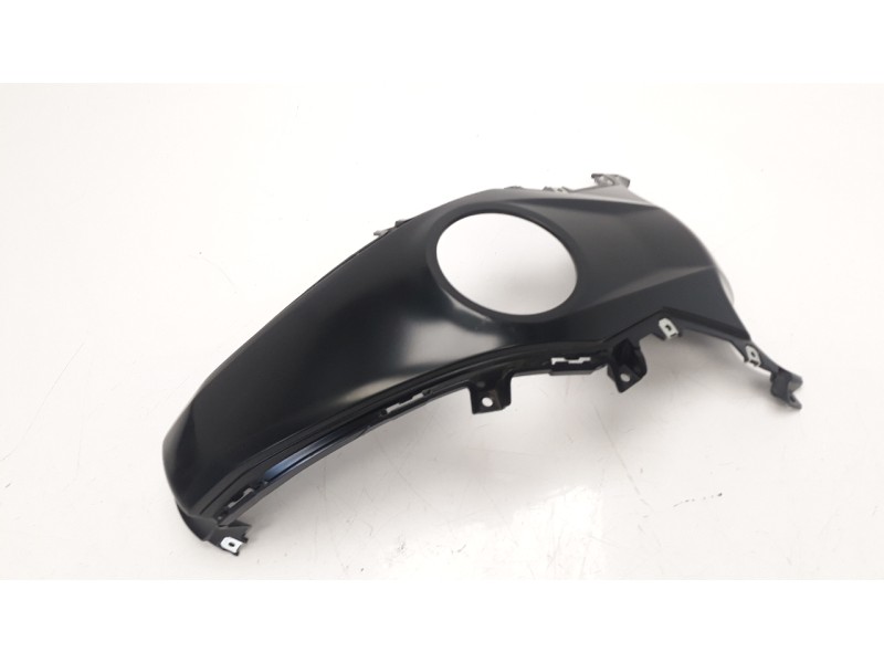 Recambio de moldura para bmw r 1250 r referencia OEM IAM 46638534309  