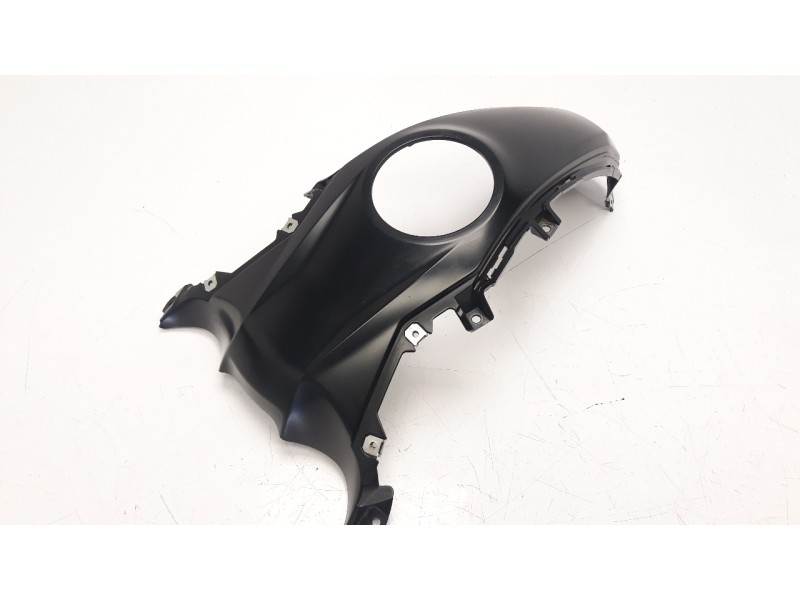 Recambio de moldura para bmw r 1250 r referencia OEM IAM 46638534309  