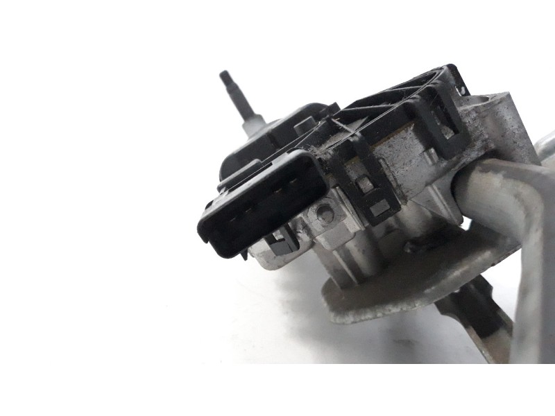 Recambio de motor limpia delantero para peugeot 207 1.4 referencia OEM IAM 0390241540  