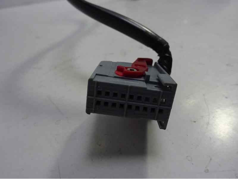 Recambio de retrovisor derecho para fiat croma (194) 1.9 8v multijet active referencia OEM IAM 0735494334 27811592 