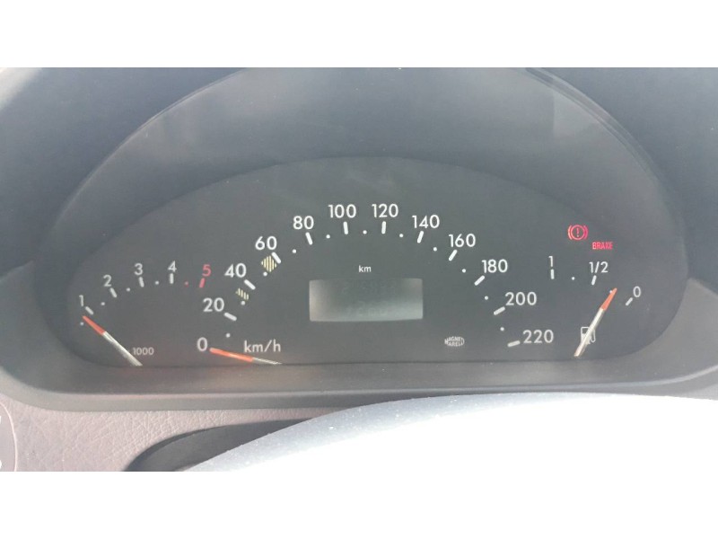 mercedes-benz clase a (w168) del año 2002