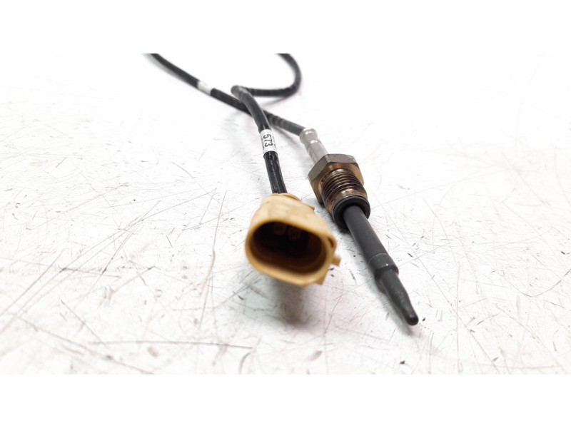 Recambio de sensor para volkswagen passat variant (cb5) r-line referencia OEM IAM 05L906088AK  