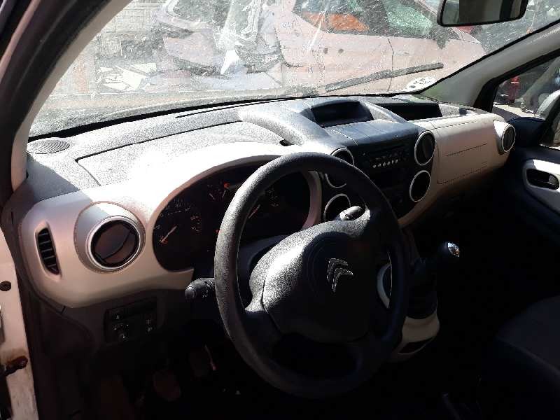 citroen berlingo station wagon del año 2015