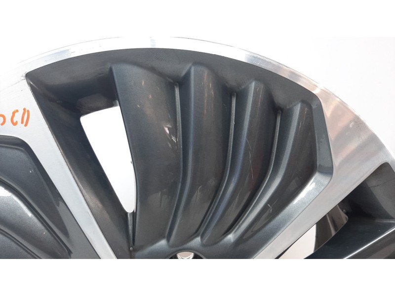 Recambio de llanta para hyundai ioniq referencia OEM IAM 52910G2700  