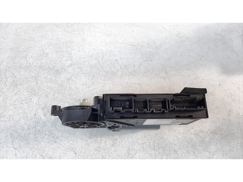 Recambio de motor elevalunas trasero izquierdo para porsche cayenne (typ 9pa) turbo s referencia OEM IAM 7L0959703C  