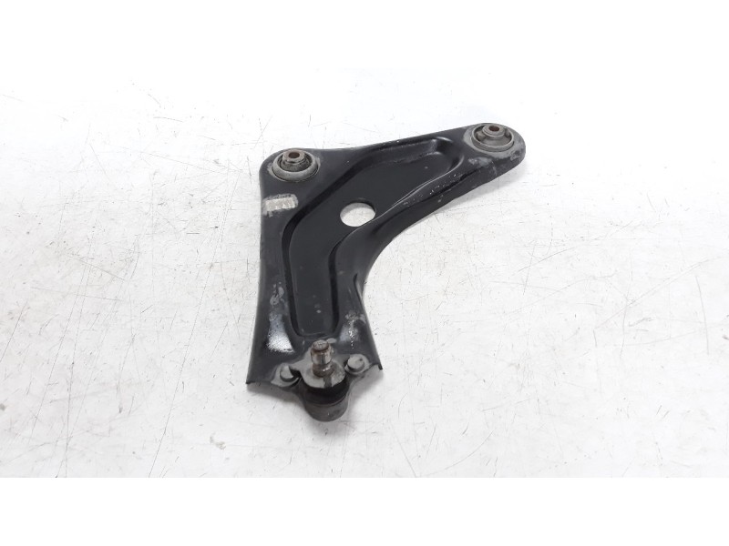 Recambio de brazo suspension inferior delantero izquierdo para citroen c-elysée 1.5 blue-hdi fap referencia OEM IAM 9675031880  