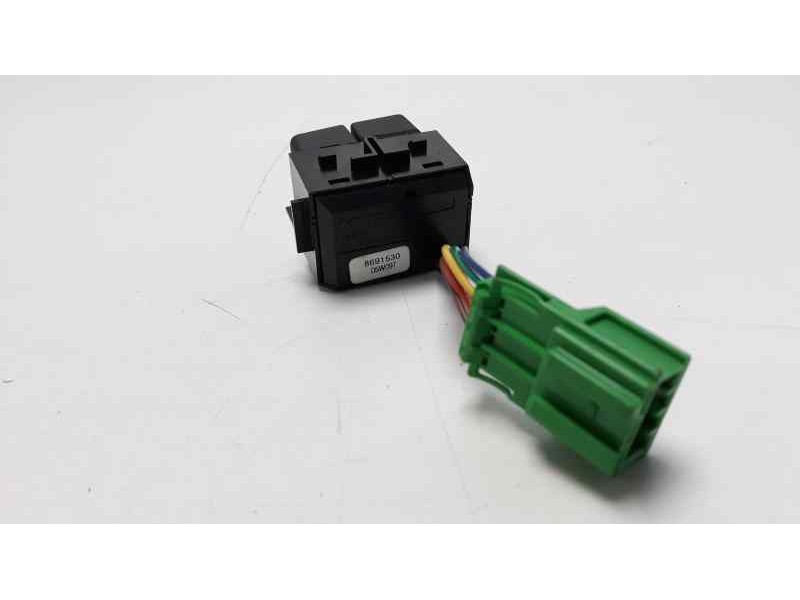 Recambio de interruptor para volvo s40 berlina 1.8 momentum referencia OEM IAM 8691530  
