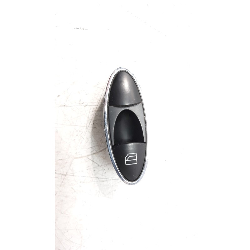 Recambio de mando elevalunas delantero derecho para mercedes-benz clase e (w211) berlina 2.6 cat referencia OEM IAM A2118218651 