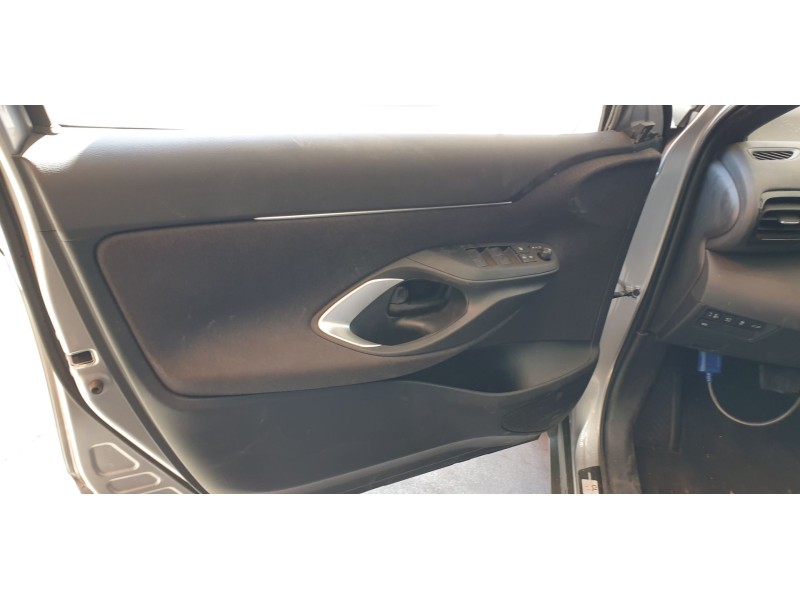 Recambio de elevalunas delantero izquierdo para toyota yaris cross hybrid fwd style referencia OEM IAM 698200D590  