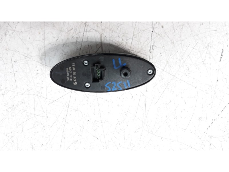 Recambio de mando elevalunas delantero derecho para mercedes-benz clase e (w211) berlina 2.6 cat referencia OEM IAM A2118218651 