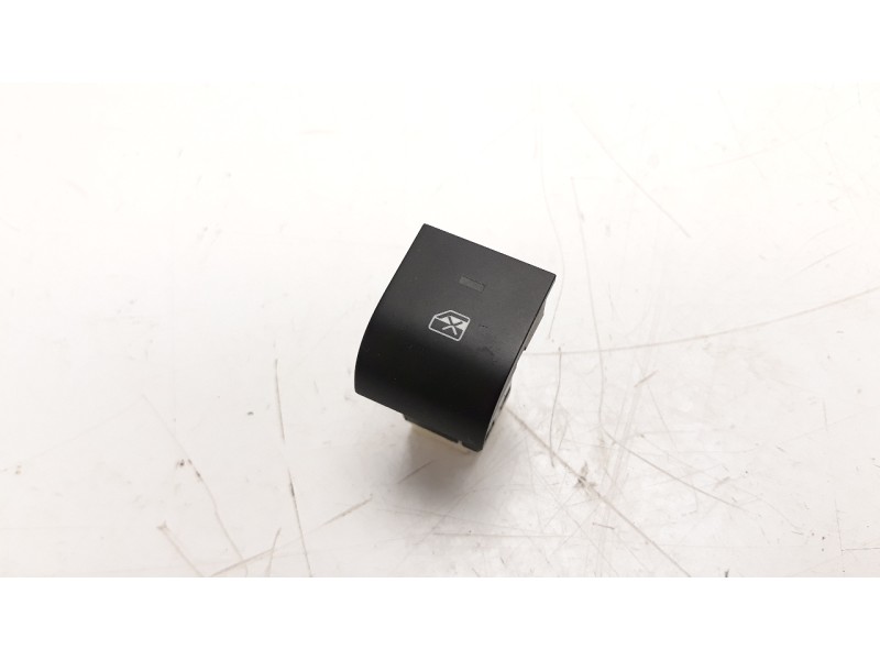 Recambio de interruptor para citroen c-elysée 1.5 blue-hdi fap referencia OEM IAM 96760000ZD  