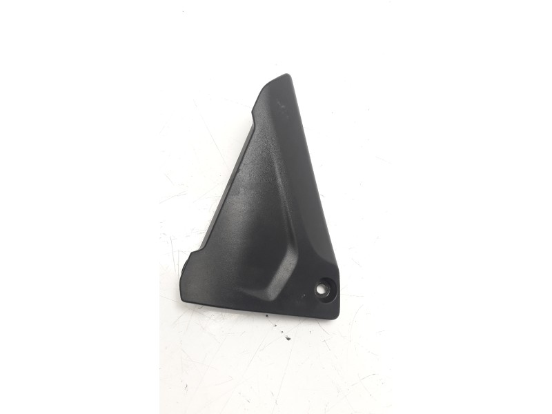 Recambio de moldura para bmw r 1250 r referencia OEM IAM 46638523155  