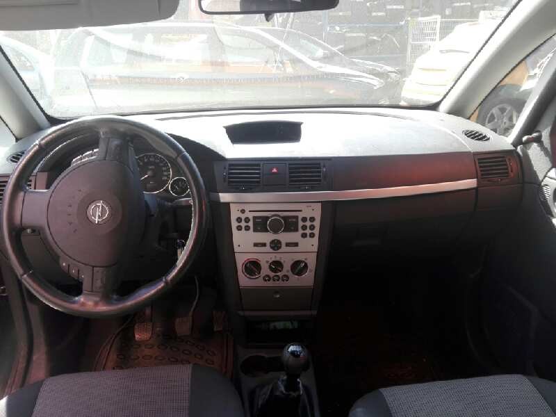 opel meriva del año 2005