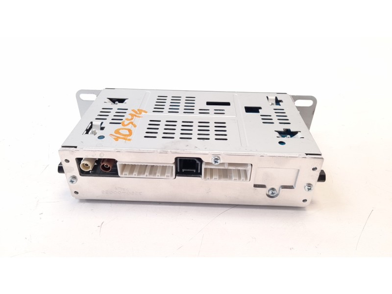 Recambio de sistema audio / radio cd para dacia sandero referencia OEM IAM 281151978R  