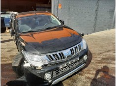 mitsubishi l 200 del año 2015 2