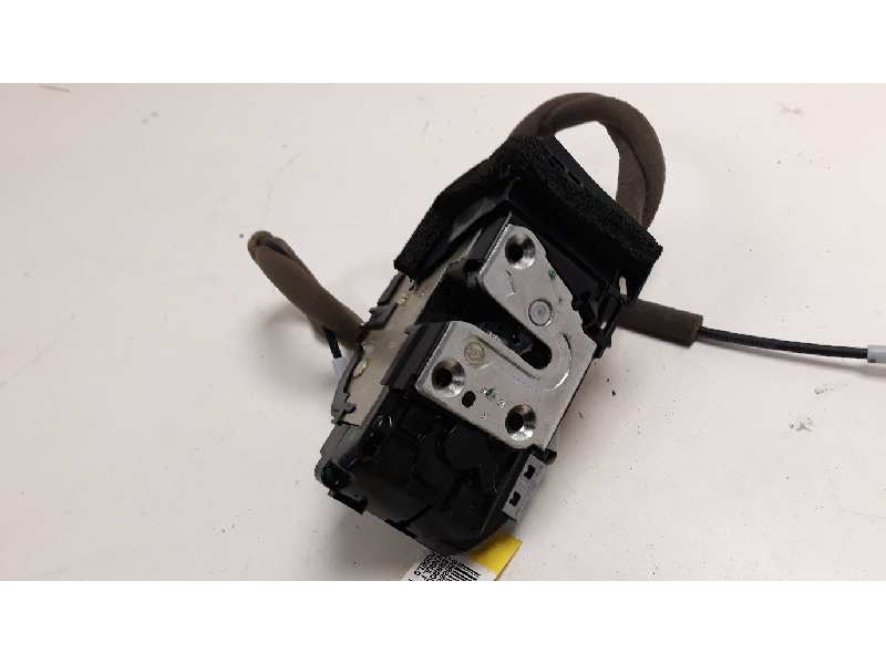 Recambio de cerradura puerta delantera derecha para renault kadjar zen referencia OEM IAM   