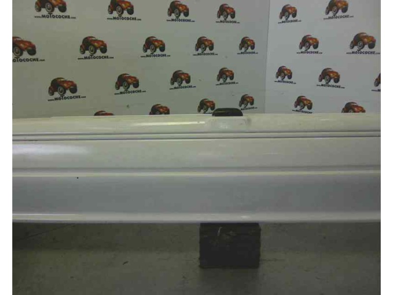 Recambio de paragolpes trasero para ford escort cabrio highlight referencia OEM IAM 6184980  7289