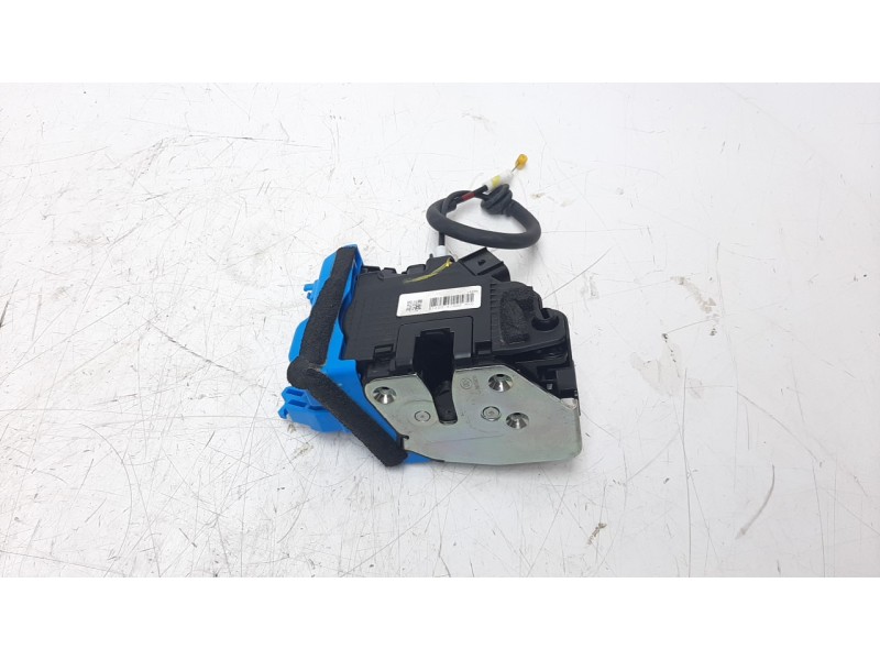 Recambio de cerradura puerta trasera izquierda para kia cee´d concept referencia OEM IAM 81410A2400  