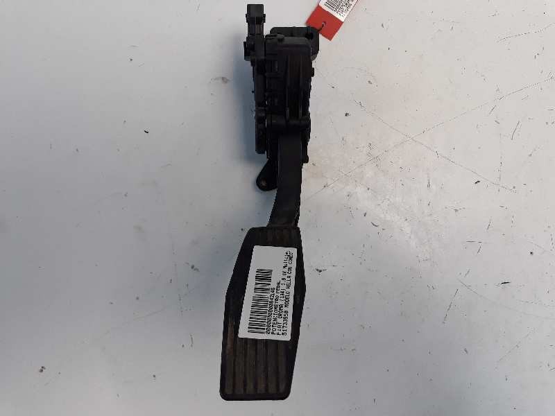 Recambio de potenciometro pedal para fiat croma (194) 1.9 8v multijet active referencia OEM IAM 51733558  