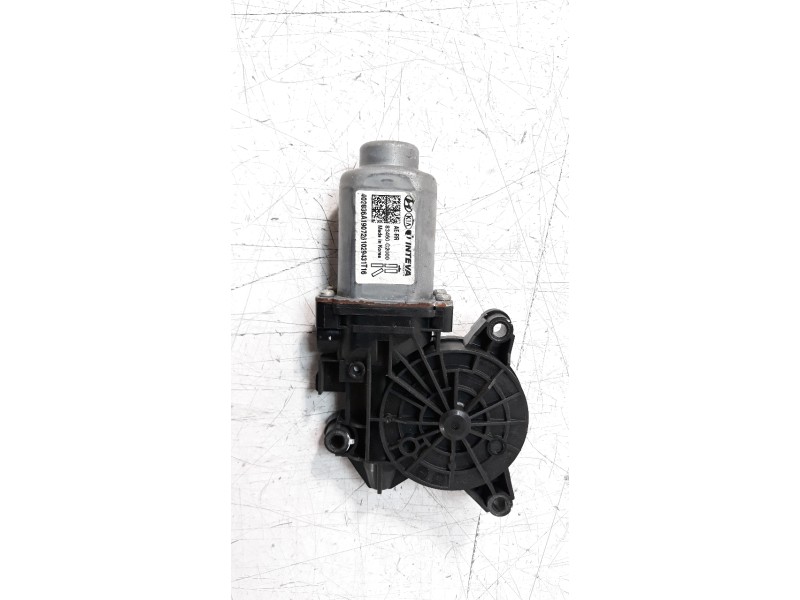 Recambio de motor limpia trasero para hyundai ioniq referencia OEM IAM 83460G2000  