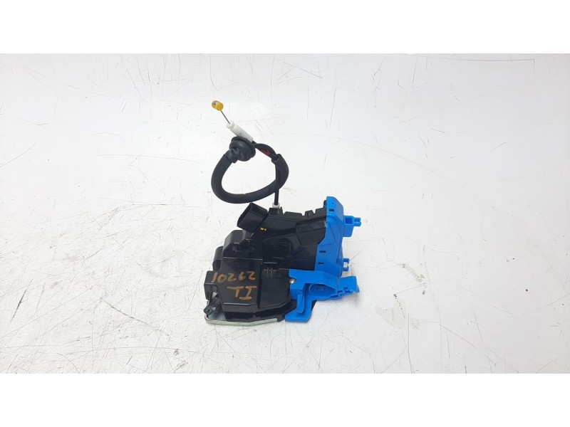 Recambio de cerradura puerta trasera izquierda para kia cee´d concept referencia OEM IAM 81410A2400  