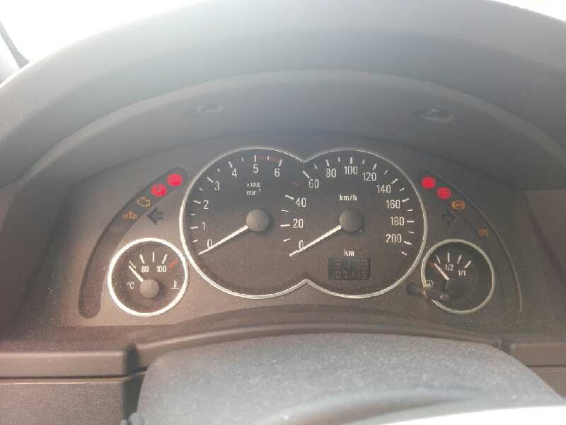 opel meriva del año 2005