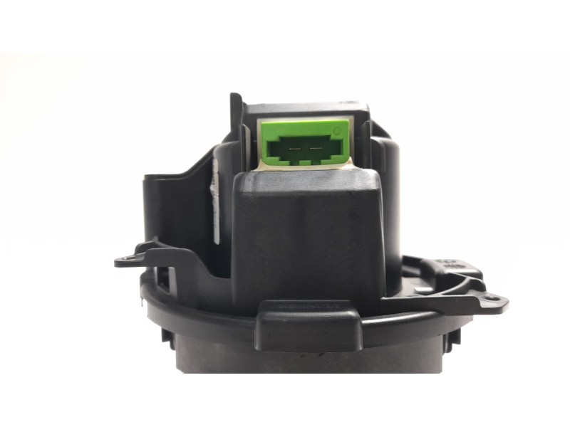 Recambio de ventilador calefaccion para dacia sandero referencia OEM IAM M01163606870  