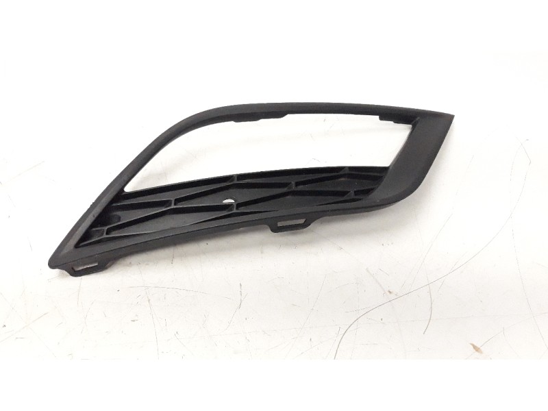 Recambio de rejilla paragolpes derecha para seat ibiza sc (6p5) style referencia OEM IAM 6J0853666E  