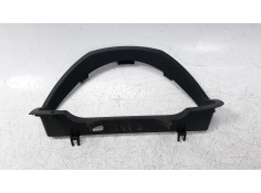 Recambio de moldura para mercedes-benz clase c (w204) berlina 2.2 cdi cat referencia OEM IAM A2046800023   2