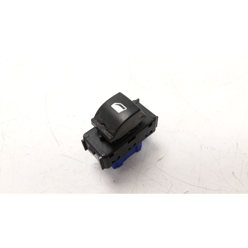 Recambio de mando elevalunas trasero izquierdo para citroen c-elysée 1.5 blue-hdi fap referencia OEM IAM 96766662ZD  