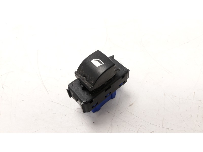 Recambio de mando elevalunas trasero izquierdo para citroen c-elysée 1.5 blue-hdi fap referencia OEM IAM 96766662ZD  
