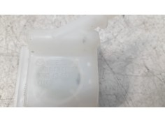 Recambio de deposito servo para mazda 3 sedán (bp) referencia OEM IAM BDMC43551   2