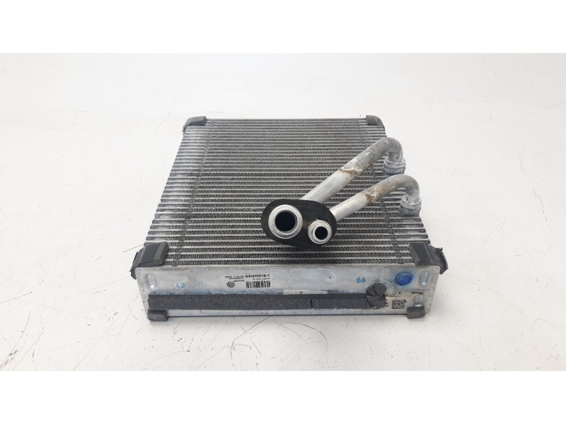 Recambio de evaporador aire acondicionado para porsche cayenne (typ 92aa) 3.0 tdi cat referencia OEM IAM 7P0820101B  