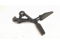 Recambio de estribo para ktm 390 duke 390 duke referencia OEM IAM 93003038000  