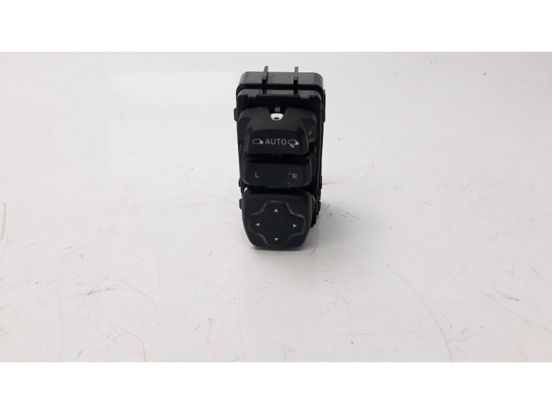 Recambio de mando retrovisor para hyundai kona 1.0 tgdi cat referencia OEM IAM 3K54801000  