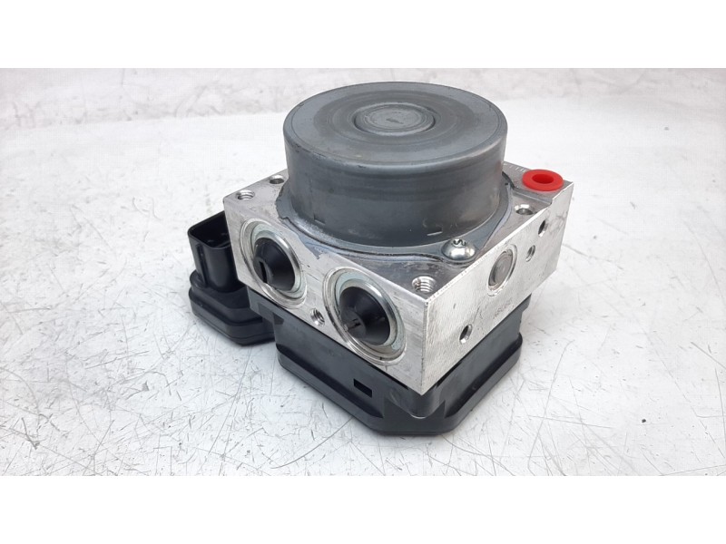 Recambio de abs para toyota corolla (e21) referencia OEM IAM 4451012600  