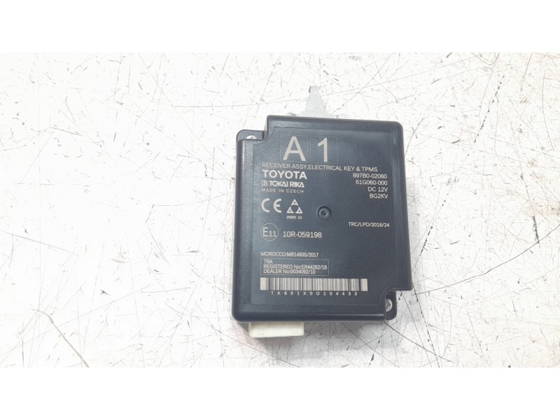Recambio de modulo electronico para toyota corolla (e21) referencia OEM IAM 897B002060  