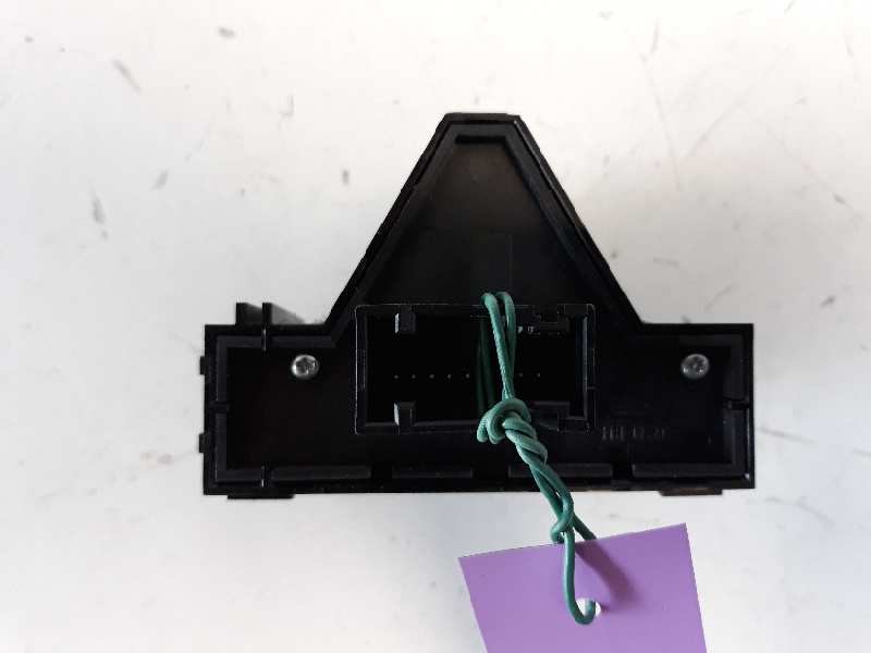 Recambio de warning para opel corsa d 1.3 16v cdti cat (z 13 dth / l4i) referencia OEM IAM 13189529  