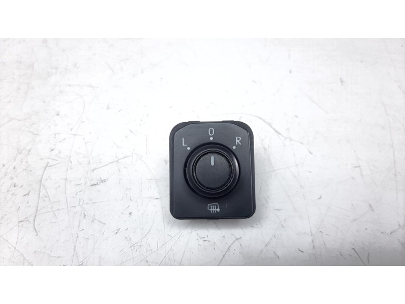 Recambio de mando retrovisor para volkswagen polo edition referencia OEM IAM 2G0959566AIFZ  