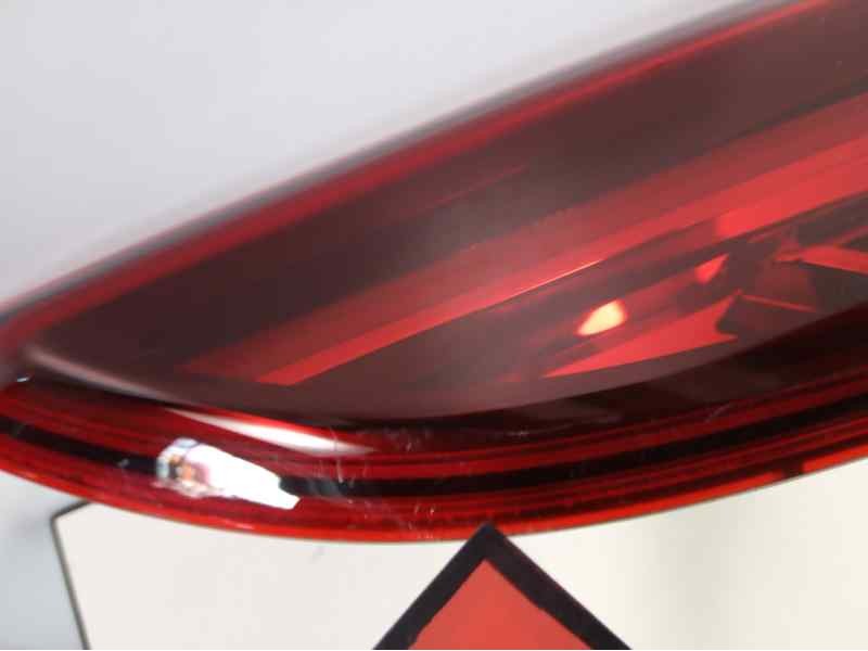 Recambio de piloto trasero derecho interior para hyundai kona 1.0 tgdi cat referencia OEM IAM 92404J9100  