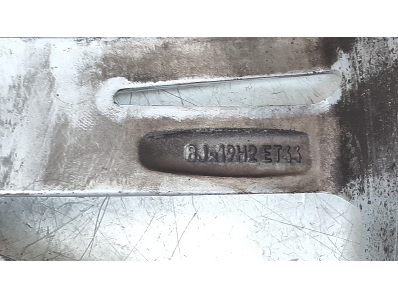 Recambio de llanta para volkswagen passat variant (cb5) r-line referencia OEM IAM 3G0601025R 19PULGADAS 