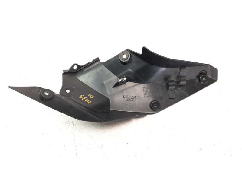 Recambio de moldura para ktm 390 duke 390 duke referencia OEM IAM 93008056000  